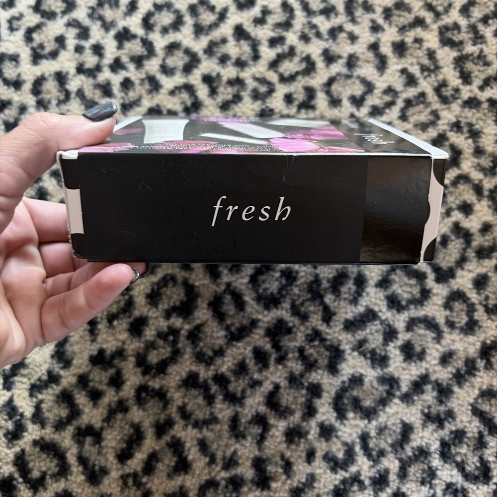FRESH Non Stop Hydration Deluxe Sample Set of 4, Sephora Beauty Insider-unopened - Picture 2 of 4
